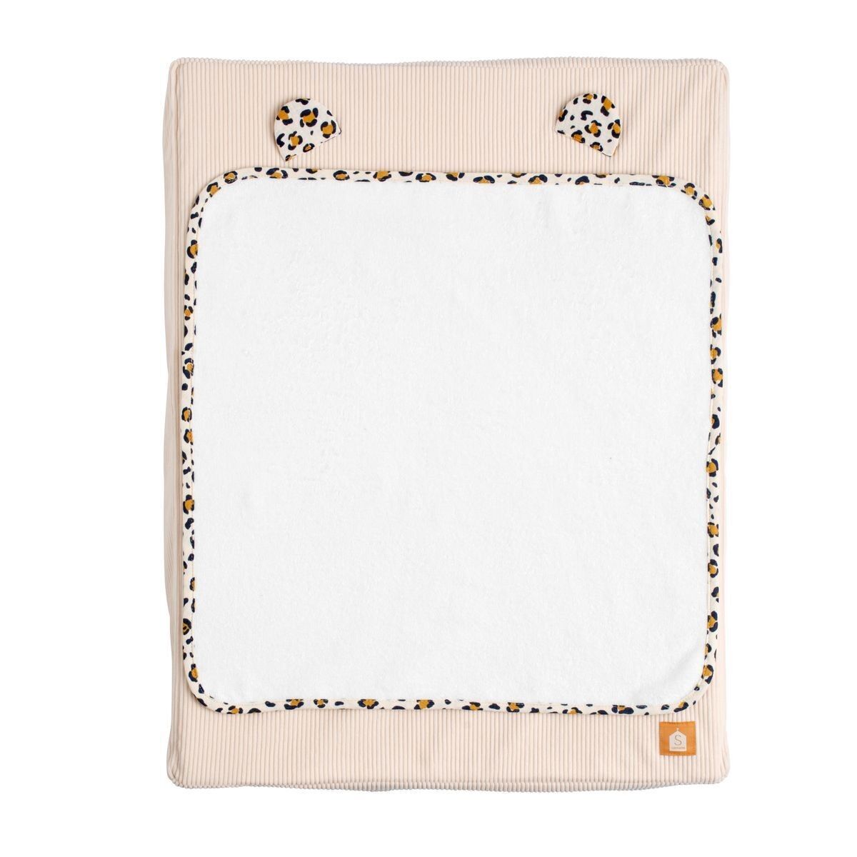 Matelas à langer avec sa housse en velours cotelé et sa serviette