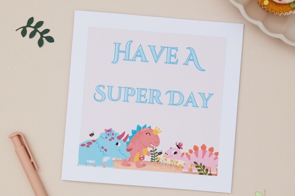 Biglietto di auguri per la festa di compleanno dei bambini a tema dinosauro