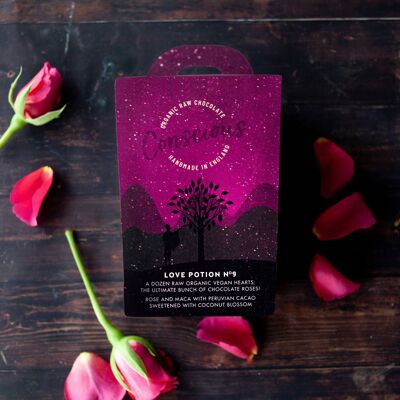 Love-Geschenkbox 180 g dunkle Rosenschokoladenherzen zum Valentinstag (Karton mit 6 gefüllten Geschenkboxen)