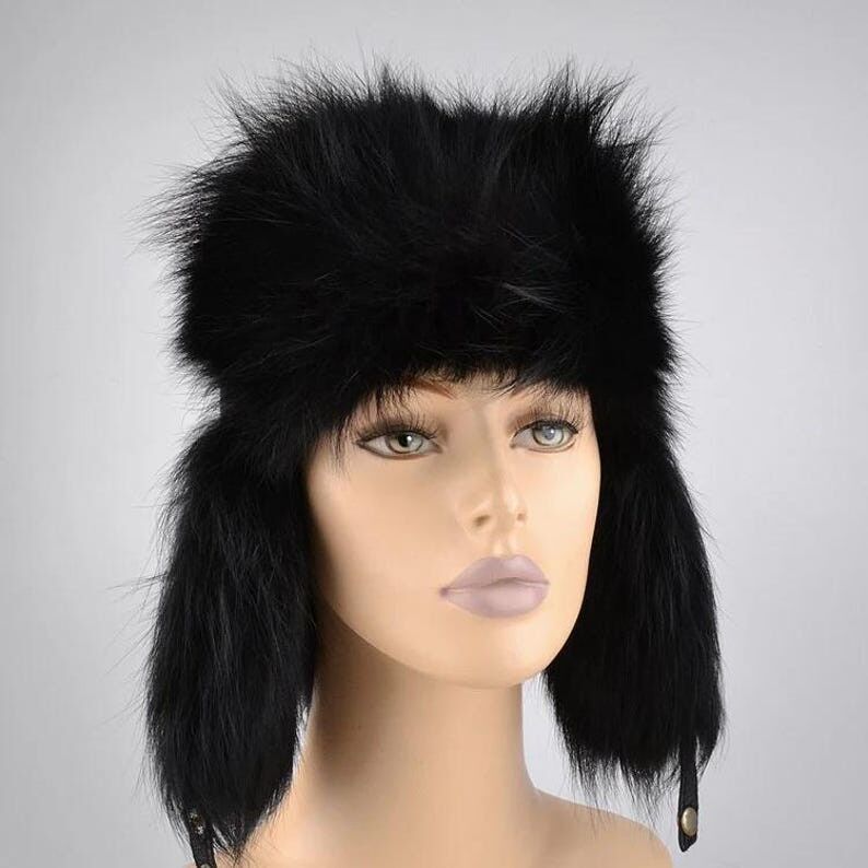Chapeau trappeur en fourrure de renard noir pour femme | Ouchanka en véritable fourrure de renard | Bonnet d'hiver style russe avec cache-oreilles | Chapeau en fourrure pour temps froid