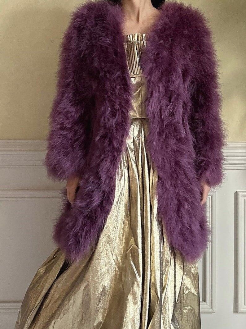 Manteau en fausse fourrure de vison violet de luxe : Vêtement d'extérieur d'hiver oversize pour femme