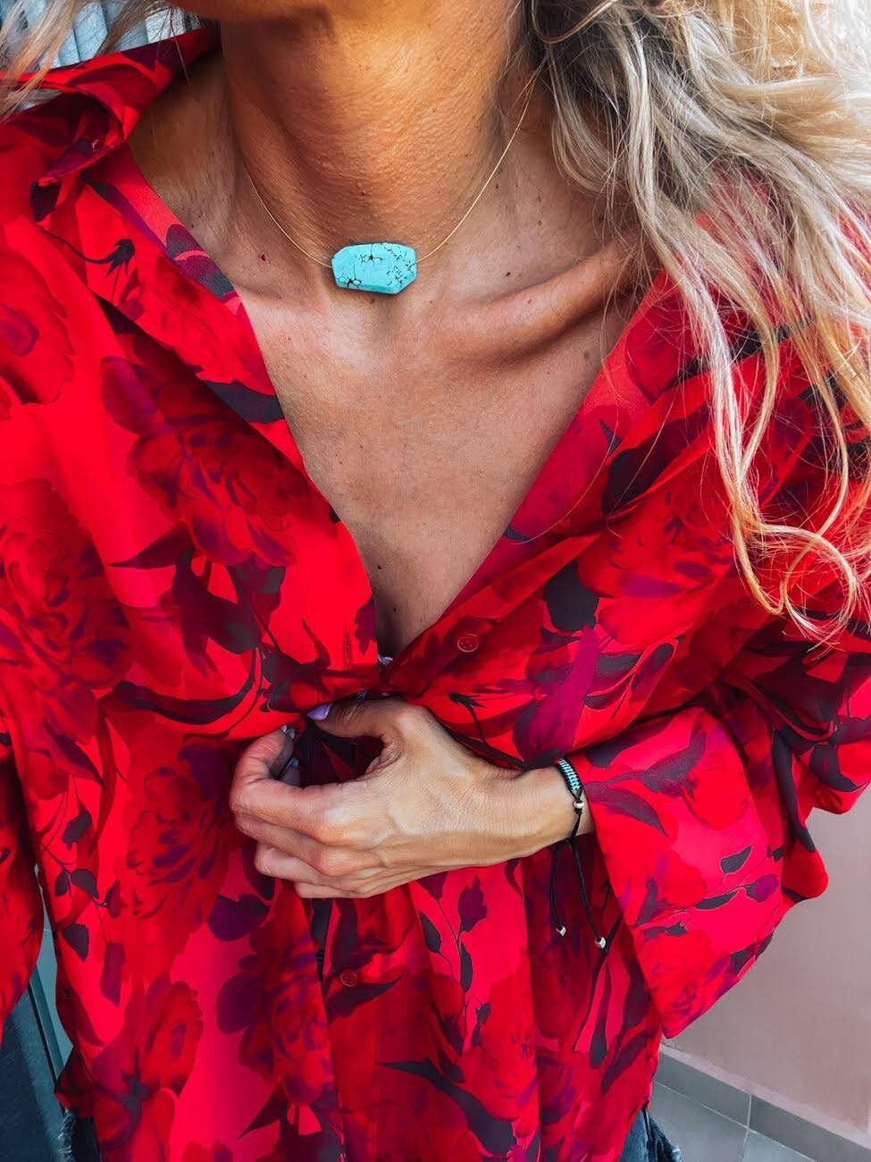 Collier minimaliste en pierre semi-précieuse turquoise howlite