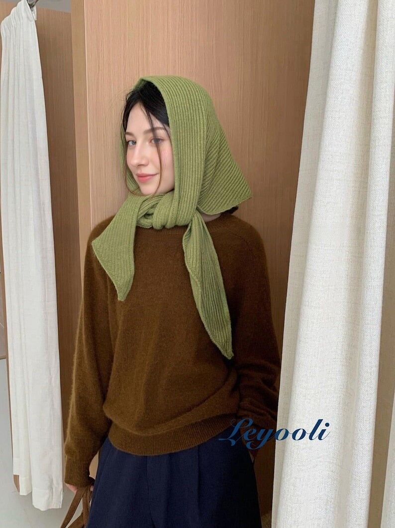 Handmade Apple Green Knit Triangle Scarf: Ribbed Shawl Wrap