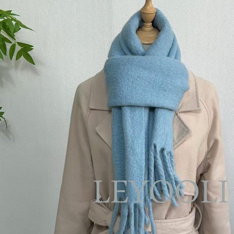 Sciarpa con nappe in misto lana blu, scialle invernale (192 cm*30 cm)