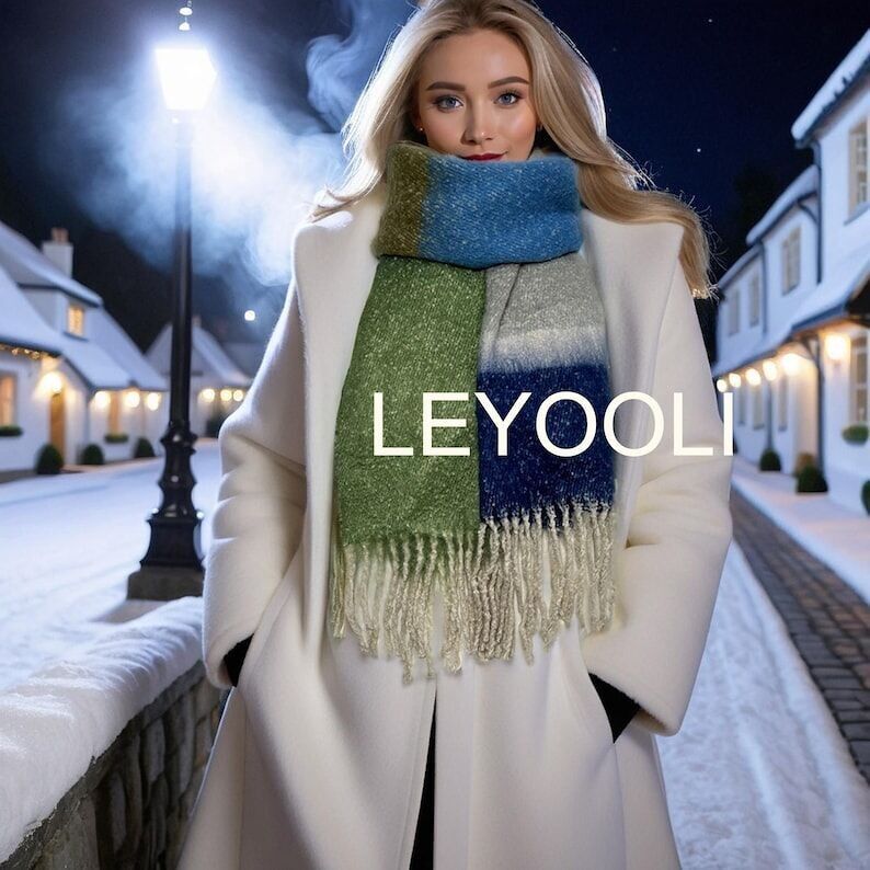 Bufanda de mohair con borlas y rayas azules y verdes, cálida y cálida para el invierno.