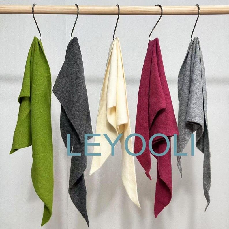 Bufanda triangular tejida a mano: Bandana de invierno de mezcla de lana