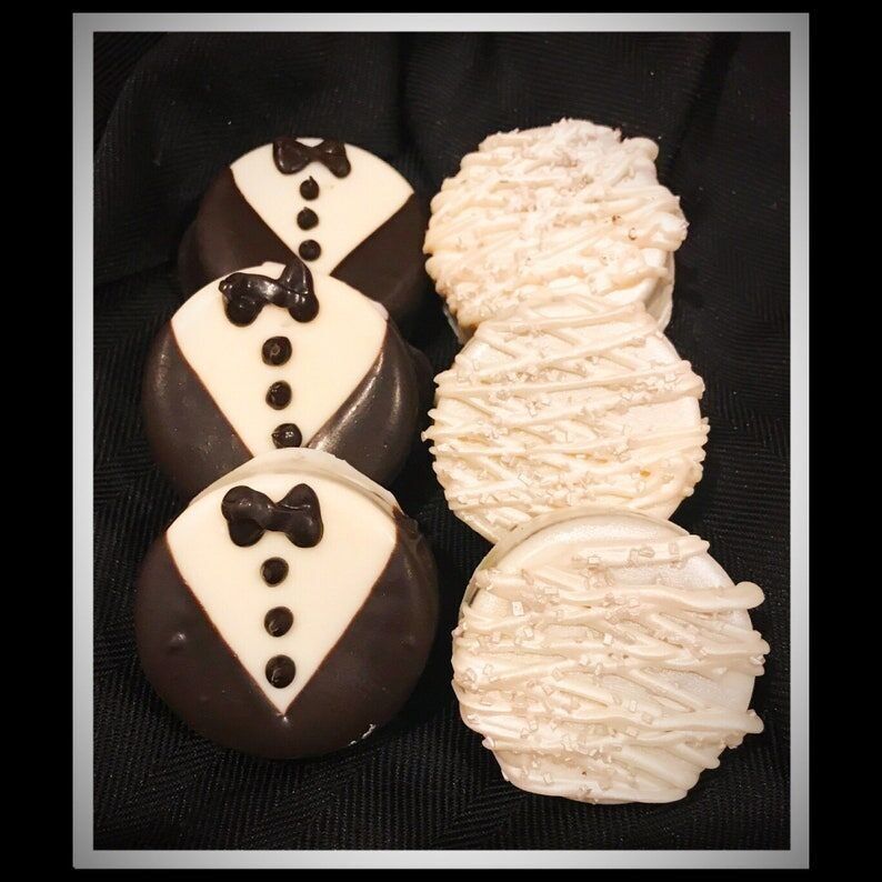 Wedding Oreo Favors: Gourmet Bride & Groom Chocolate Cookies