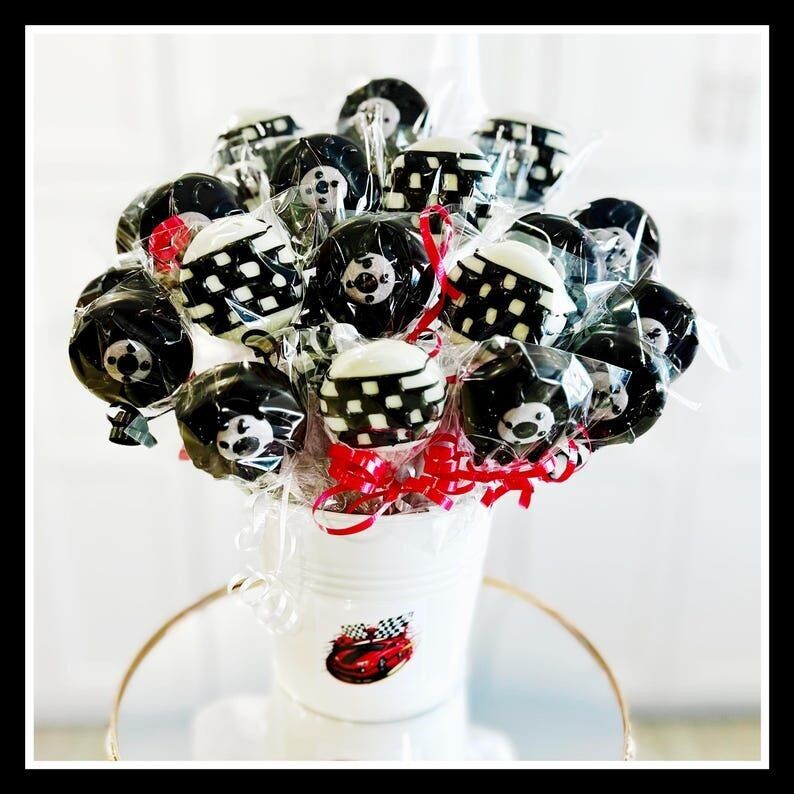 Race Car Oreo Pops: Checkered Flag Party Favors