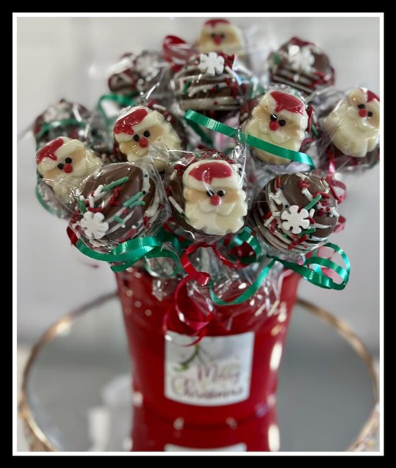 Sucettes de Noël en forme de gâteau : friandises au chocolat Père Noël et flocons de neige (24 unités)