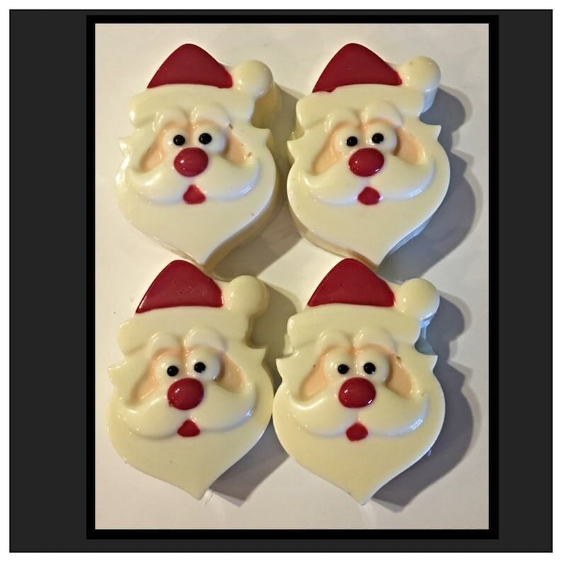 Oreos enrobés de chocolat Père Noël : Biscuits gourmands de Noël