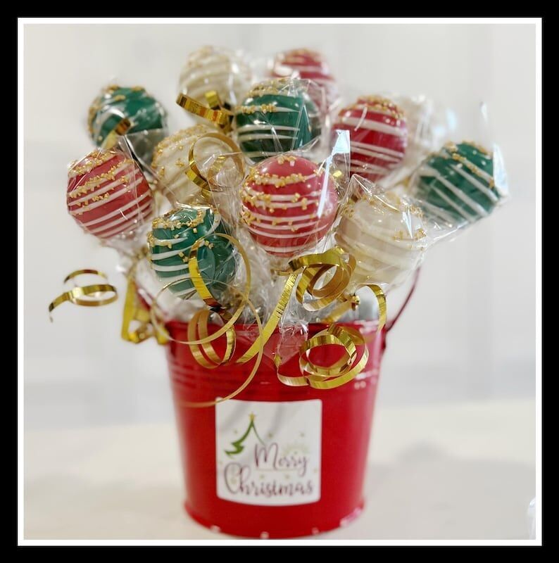 Christmas Cake Pops: Holiday Chocolate, Individually Wrapped (24 Count)