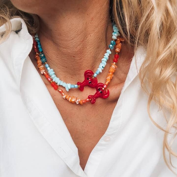 Chips di filntisi semipreziose in turchese con aragosta in vetro