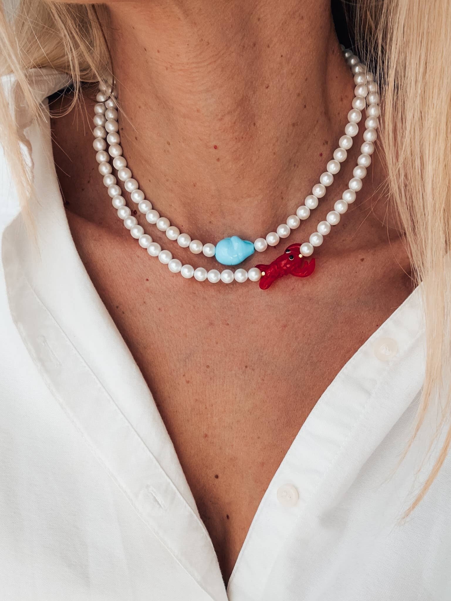 Shell pearl choker necklaces with lobster and turquoise