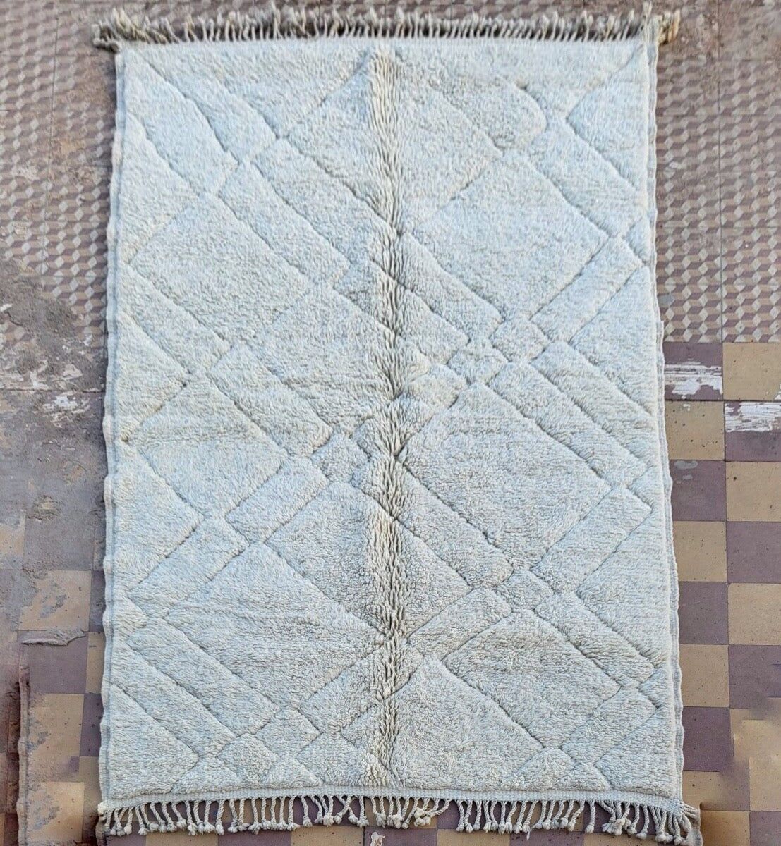 Tappeto Beni Ouarain — CLOUDLINE circa 250 x 150 cm