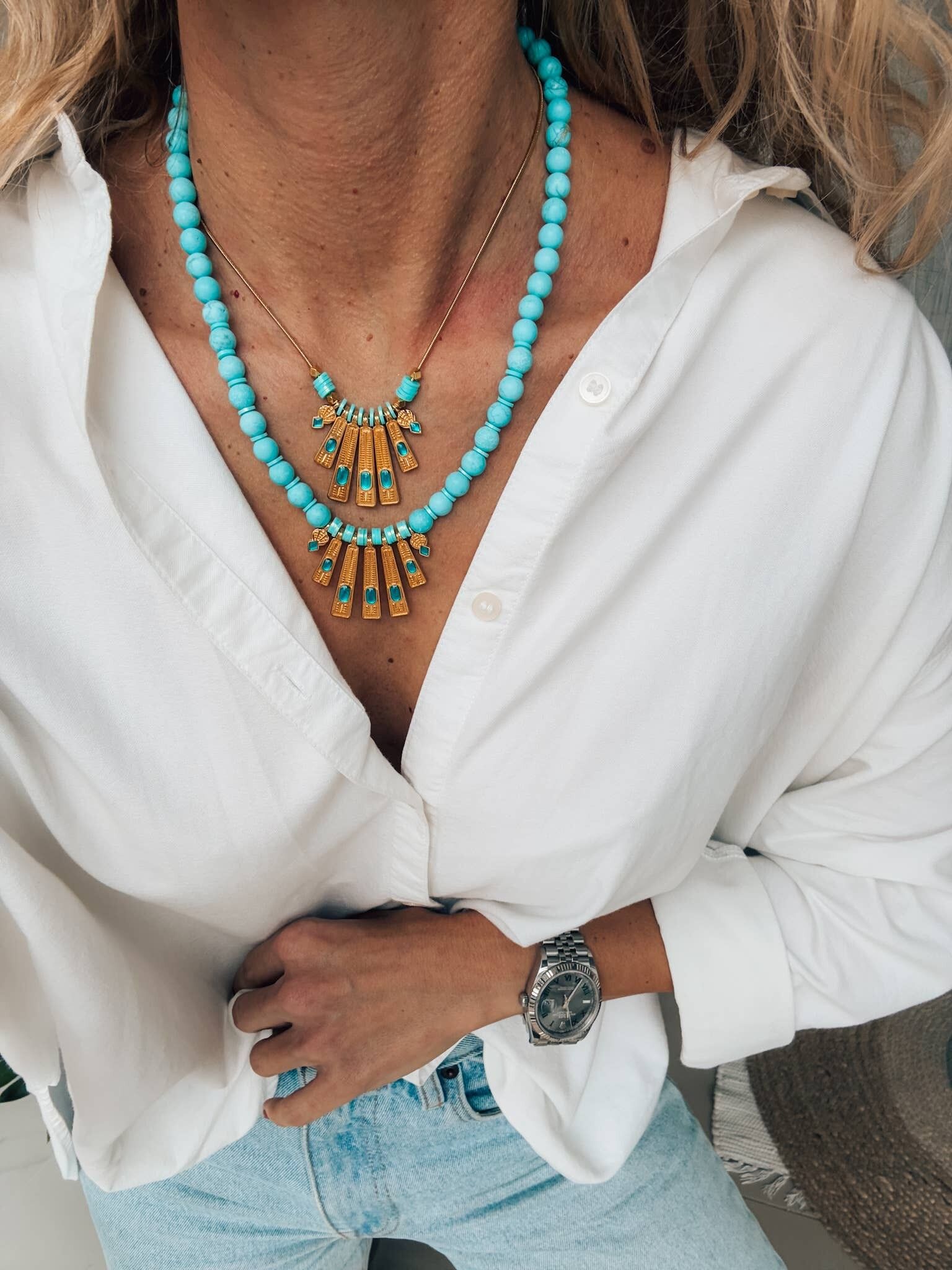 Colliers bohèmes en howlite or et turquoise