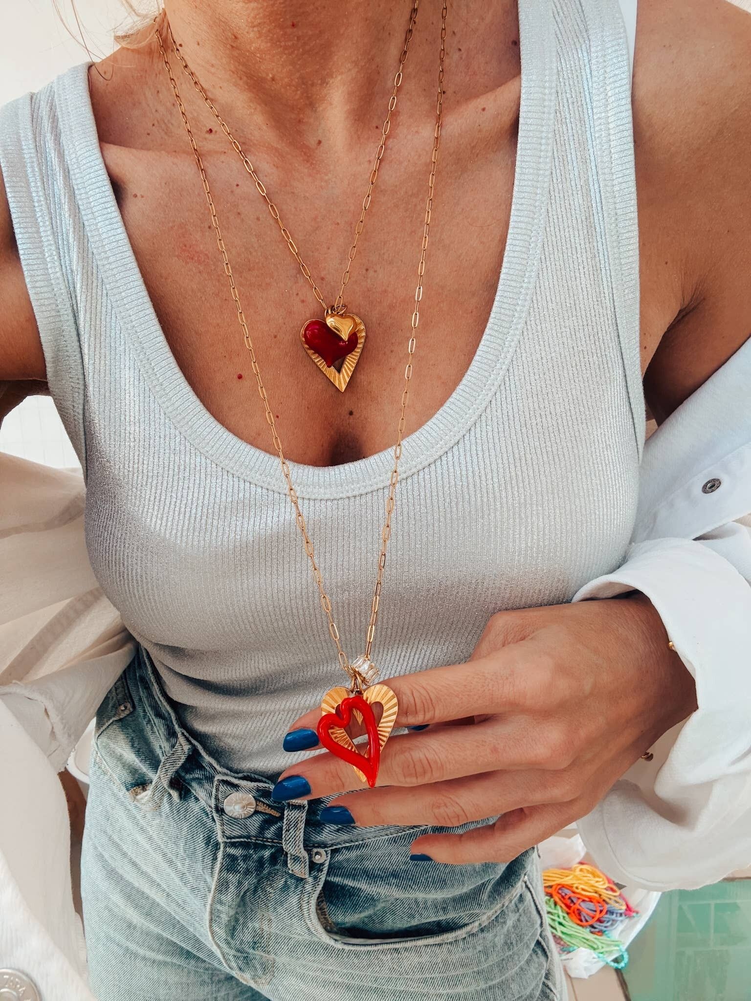 Set di collane a strati in oro – Delicata catena con cuore rosso