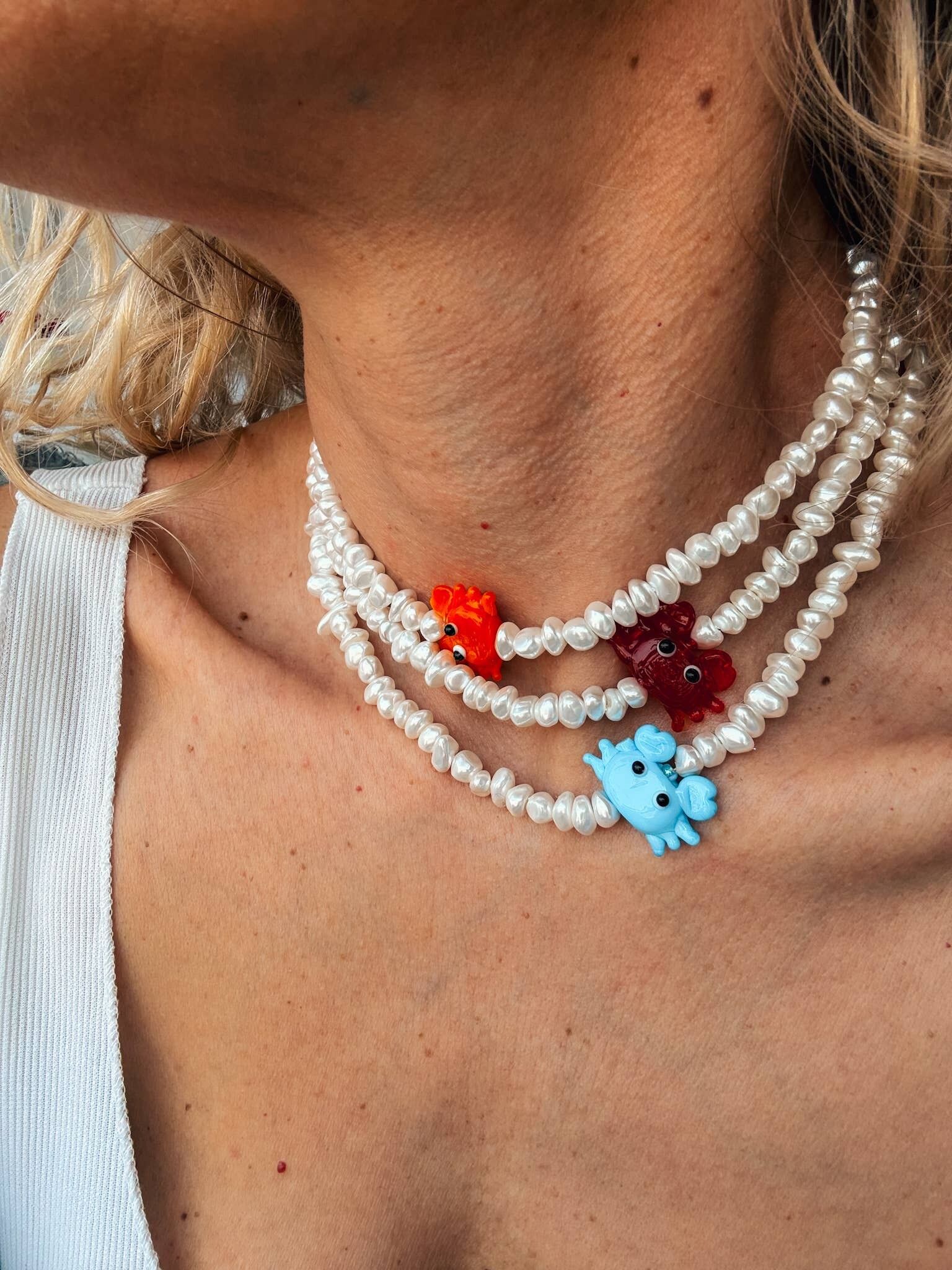 White Shell Pearl Choker with Glass Crab Charm