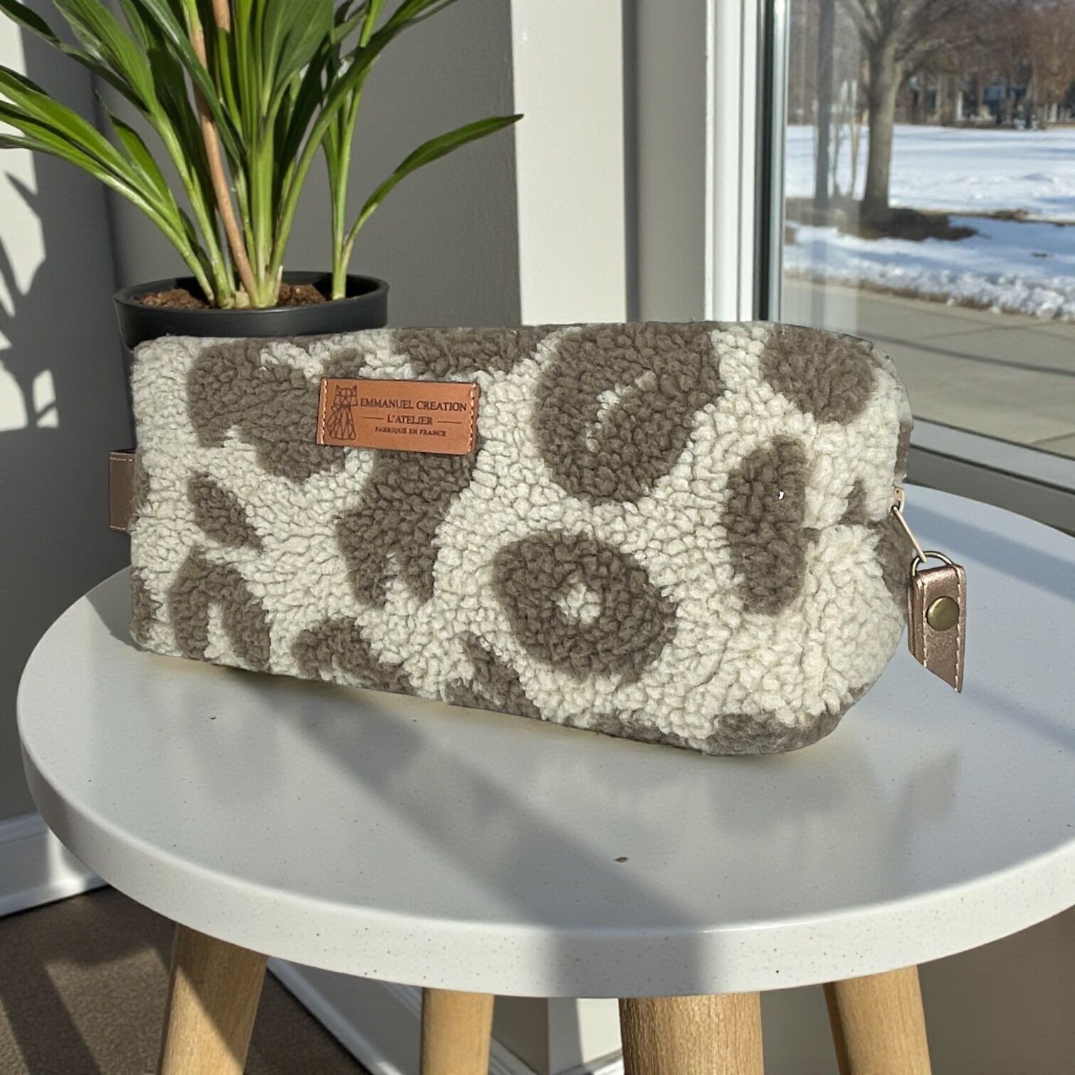 Piccolo kit da viaggio, "stampa leopardata" tortora