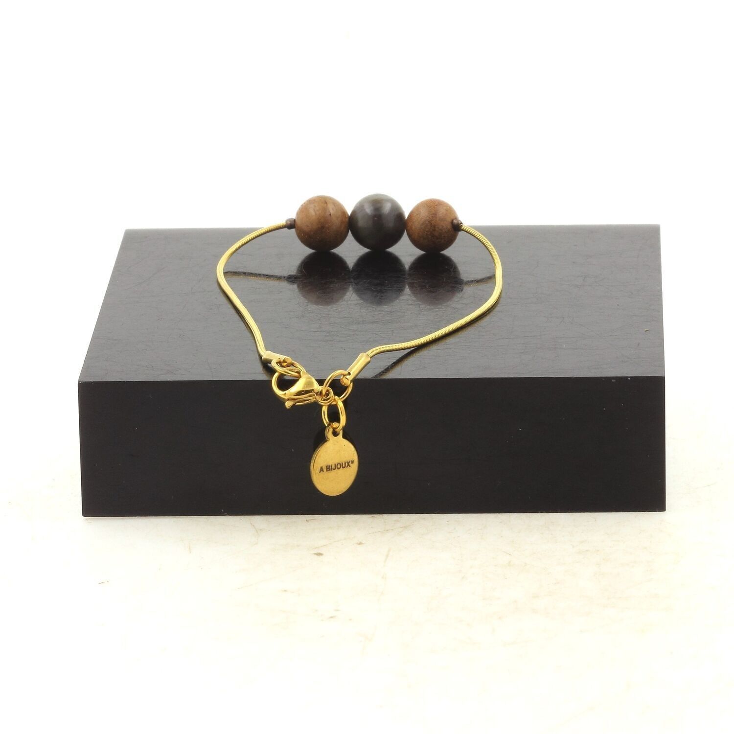 Bracciale in acciaio inossidabile placcato oro con 1 perla di zaffiro Mogok proveniente dalla Birmania, Myanmar. Legno di grado 2A + 8 mm. Fatto in Francia