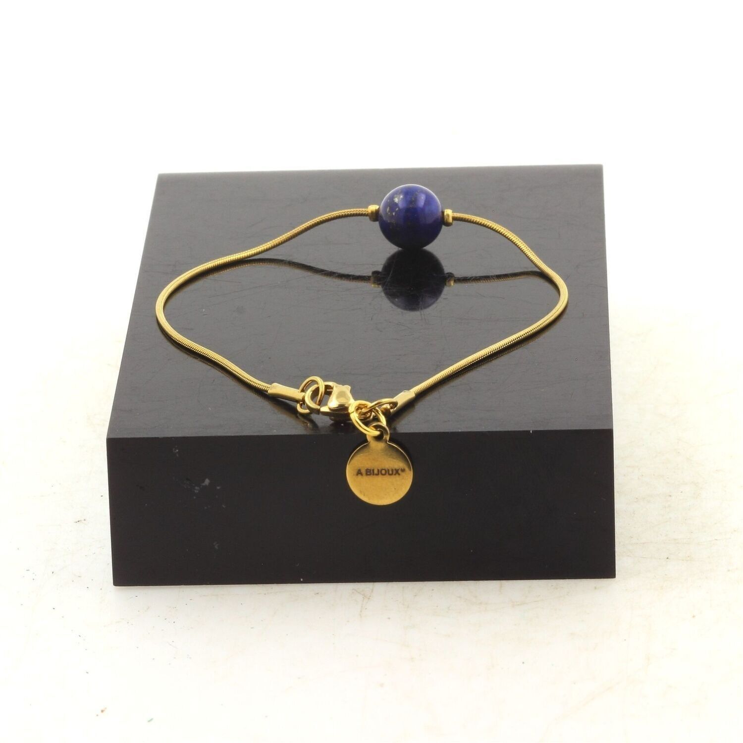 Bracciale in acciaio inossidabile placcato oro con 1 perla di lapislazzuli dal Pakistan, qualità 5A, 8 mm. Fatto in Francia