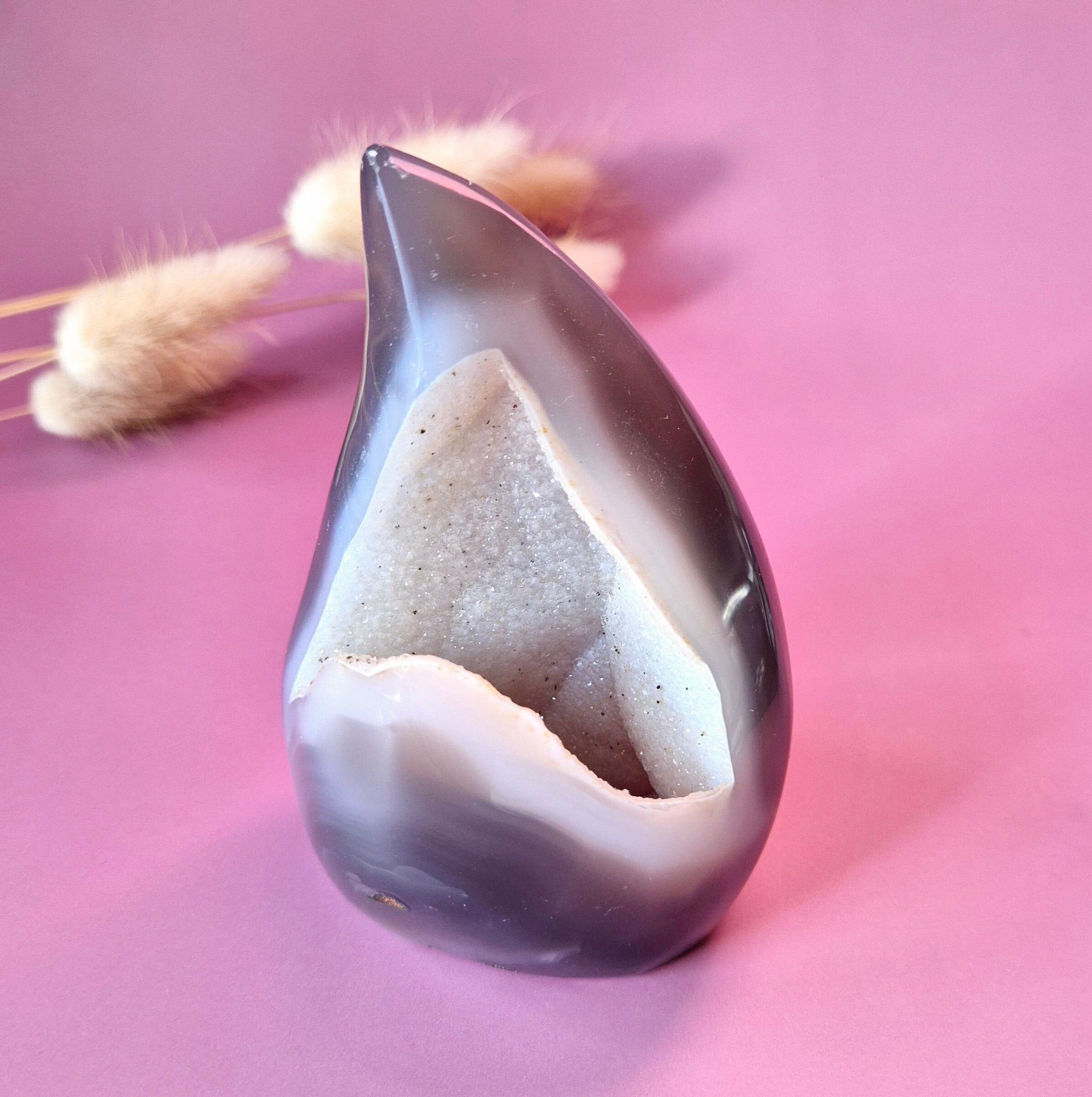 Cristallo di pietra preziosa a goccia/fiamma in agata grigia drusa - n. 31 331 g