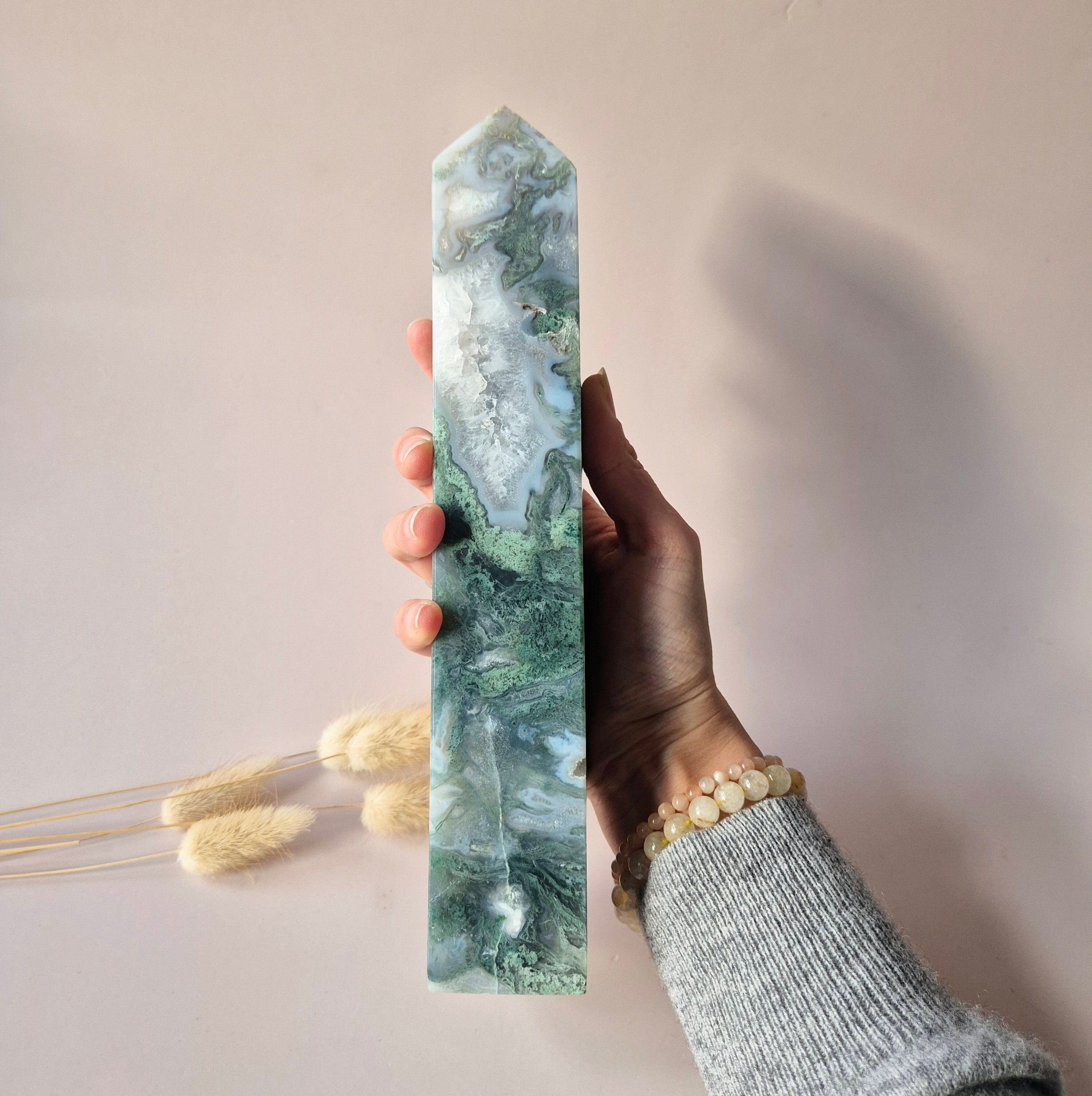 Torre de piedras preciosas de ágata musgosa XXL (1020 g) Obelisco/Torre/Punta