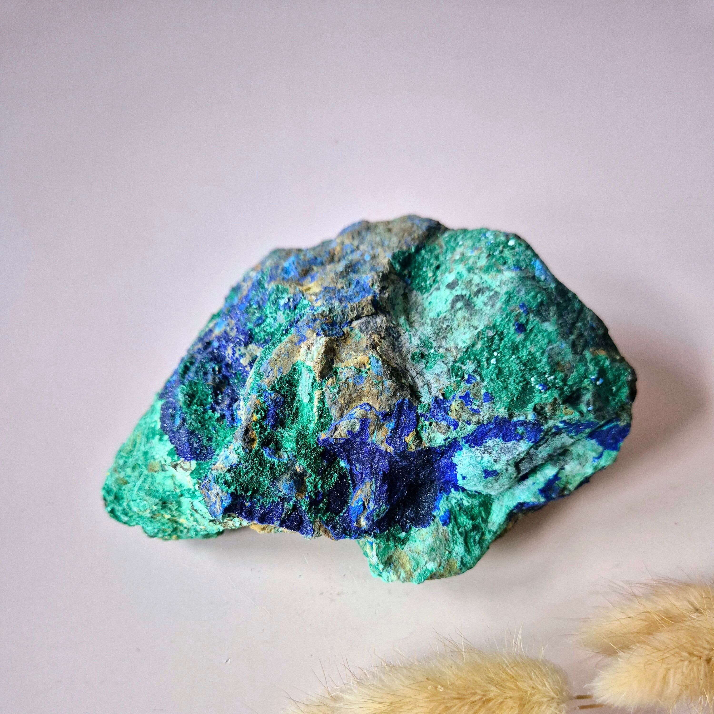 Magnífica piedra preciosa drusa de azurita-malaquita en bruto, rara, XL, 778 gramos: poder natural brillante