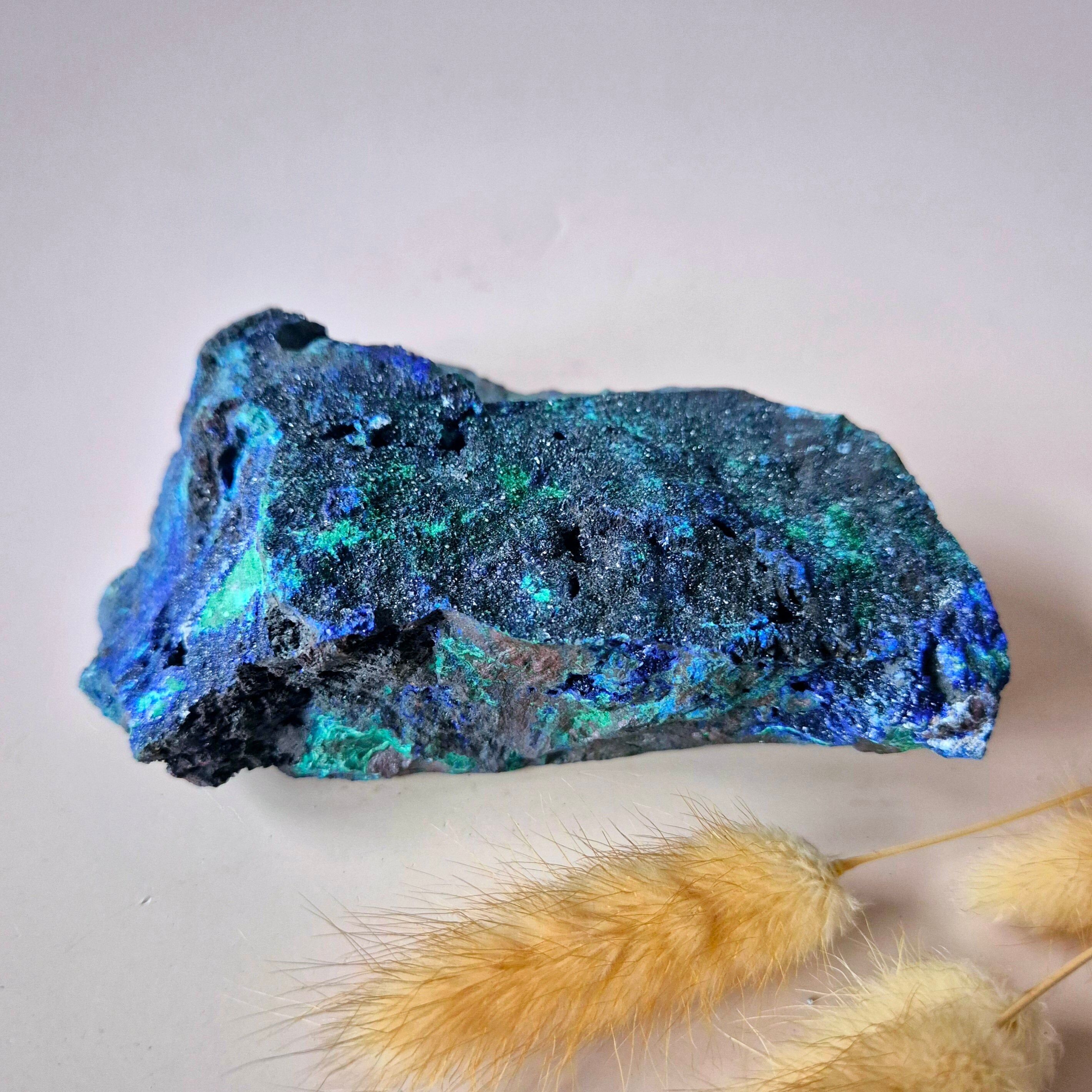 Magnífica piedra preciosa drusa de azurita-malaquita en bruto, rara, XL, 674 gramos: poder natural brillante
