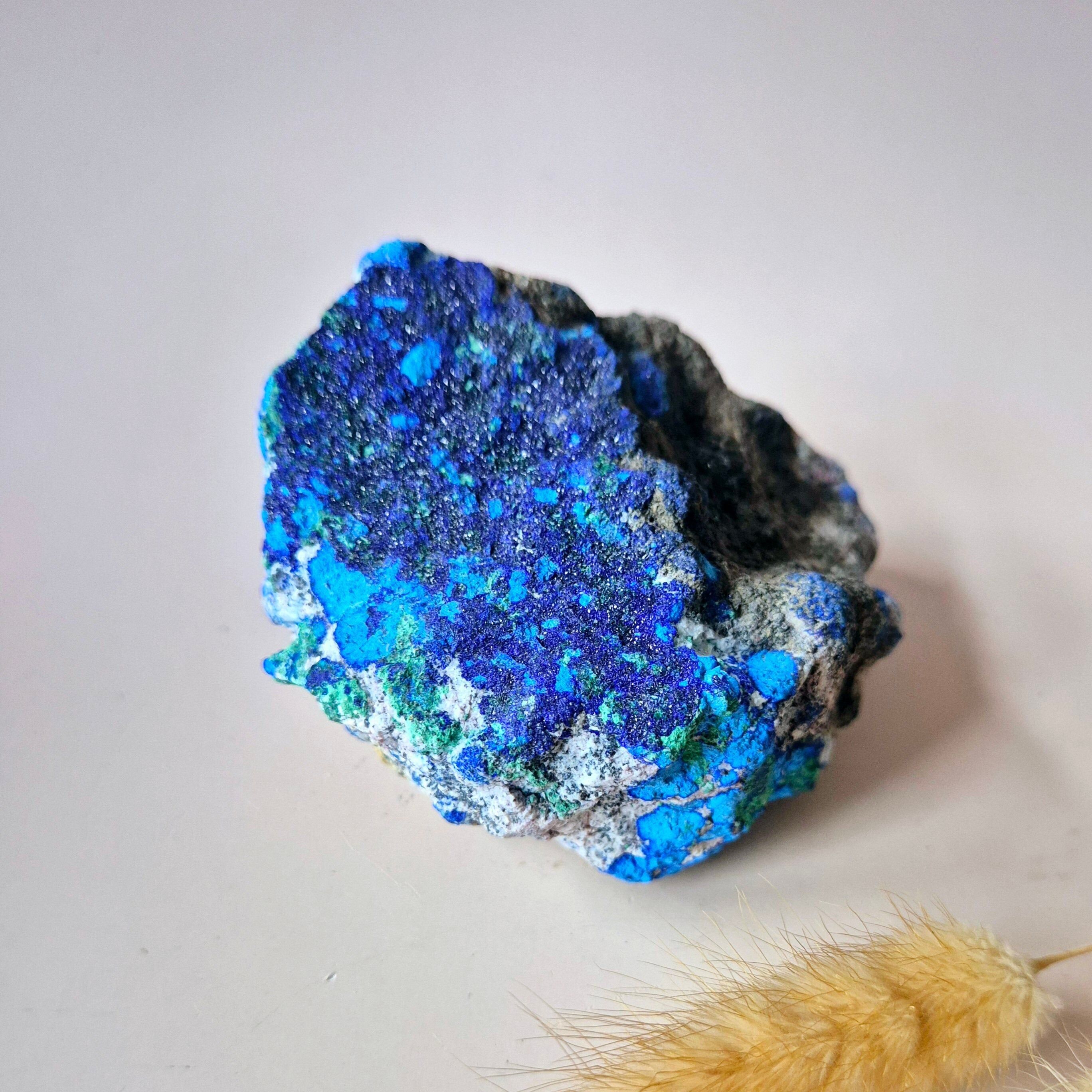 Magnífica piedra preciosa drusa de azurita-malaquita en bruto, 432 gramos: poder natural brillante