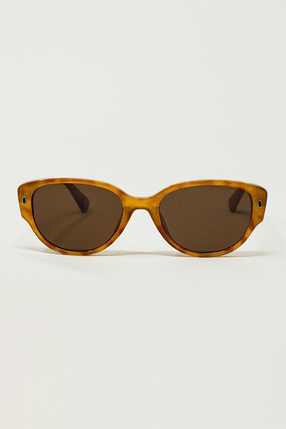 Oval Sunglasses In Light Yellowish Tortoise Shell