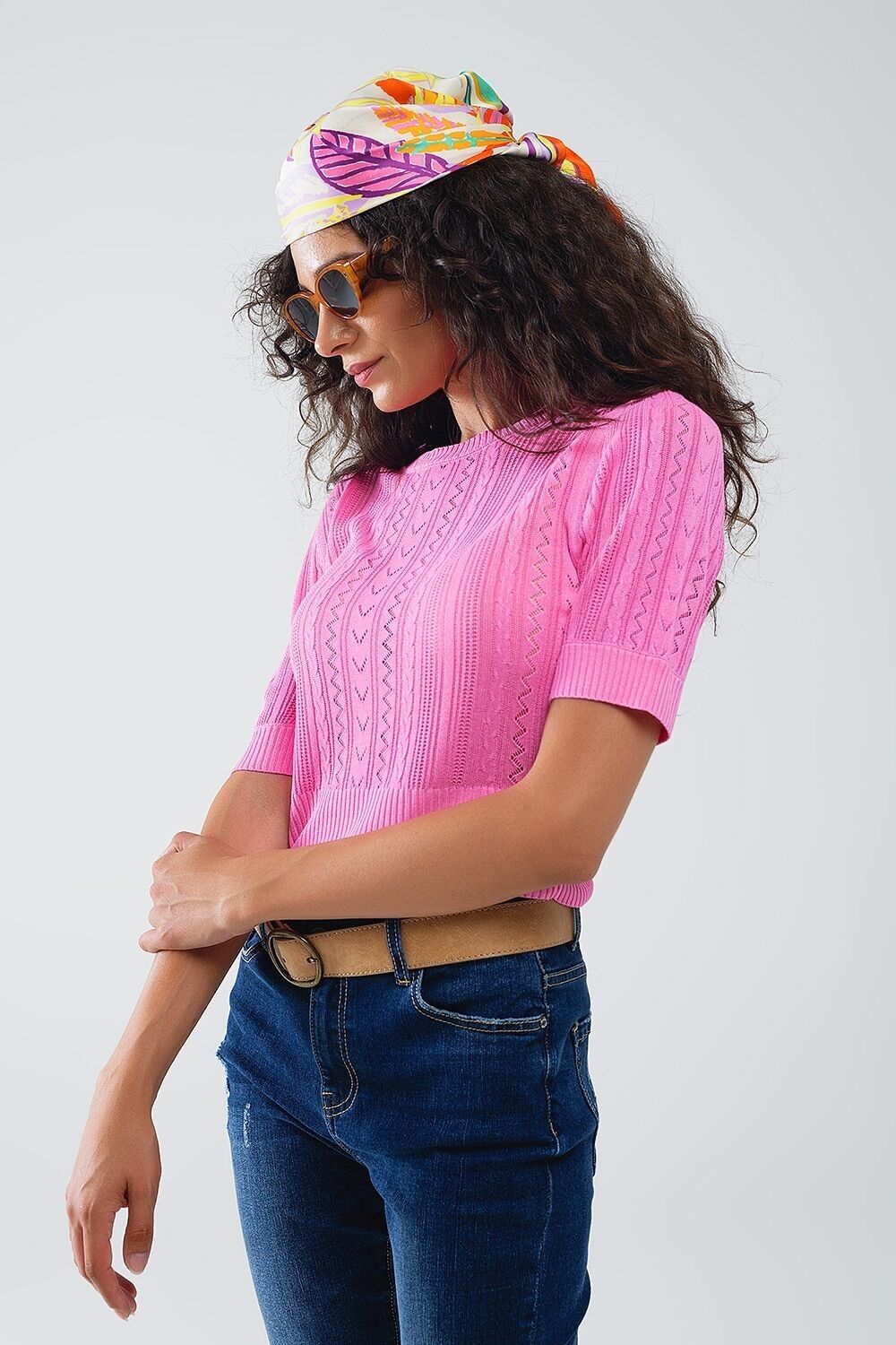 Maglia fucsia con maniche a 3/4 e dettagli a righe zig zag