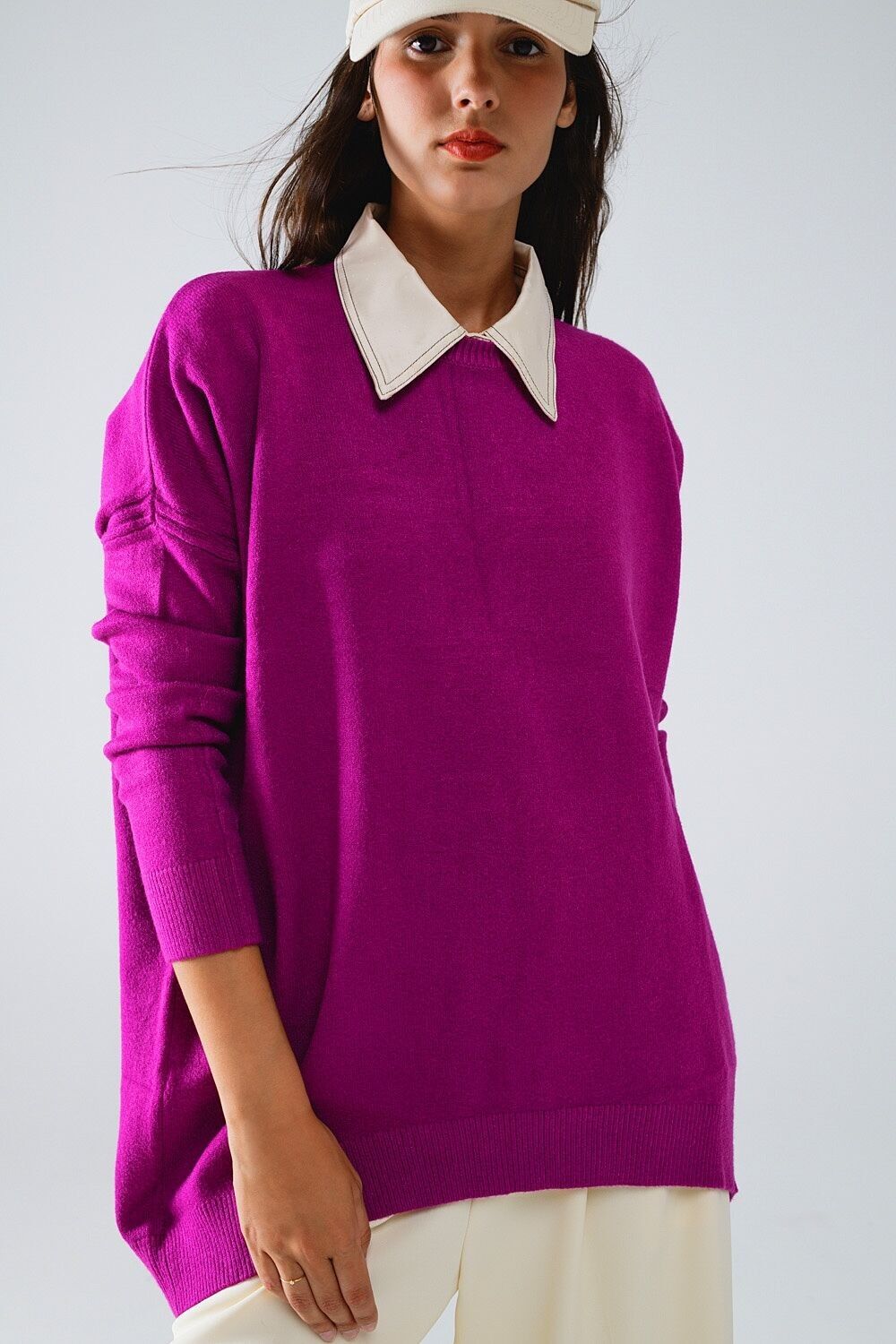 Maglione oversize a girocollo e maniche lunghe in fucsia
