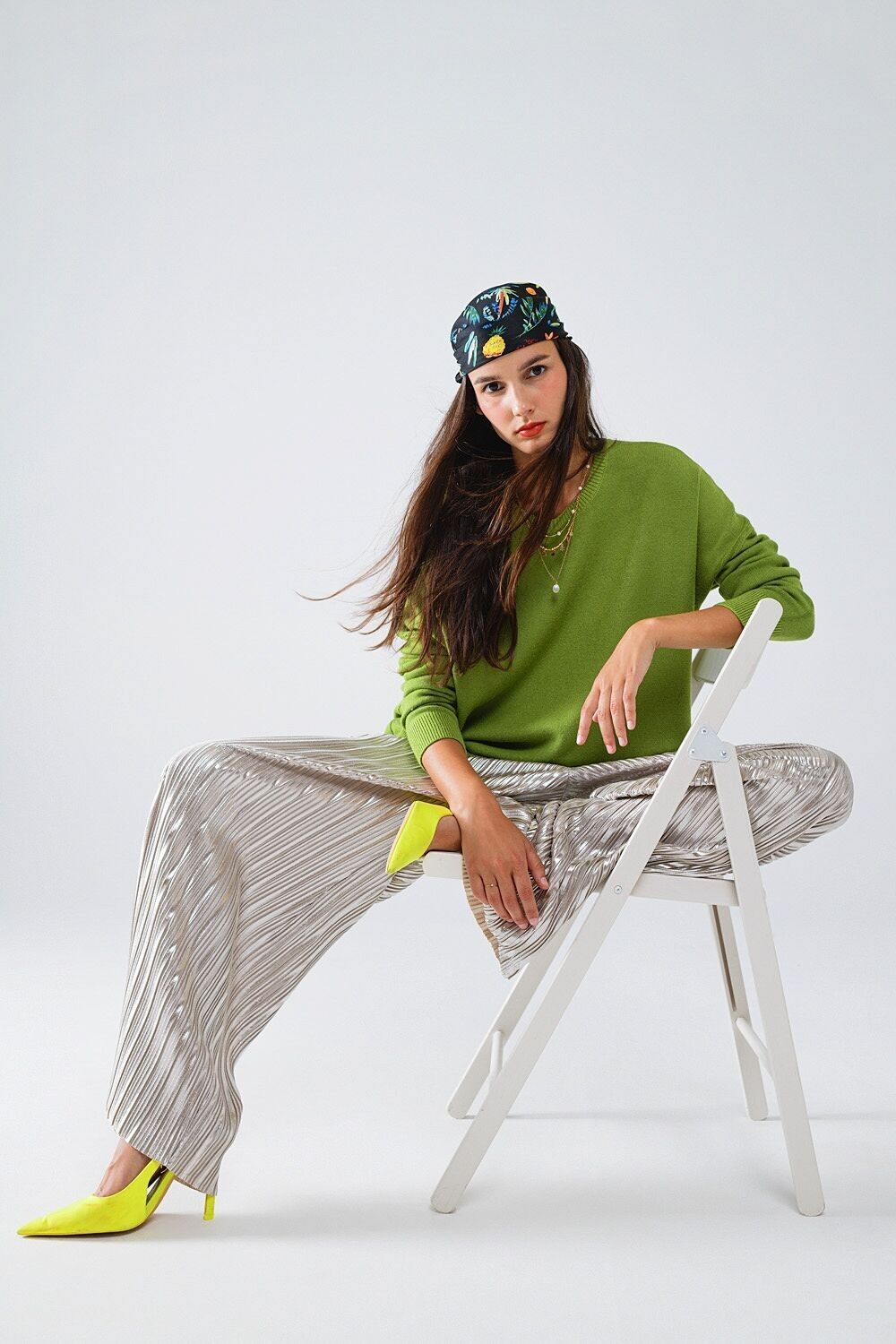 Maglione oversize a girocollo e maniche lunghe in verde oliva
