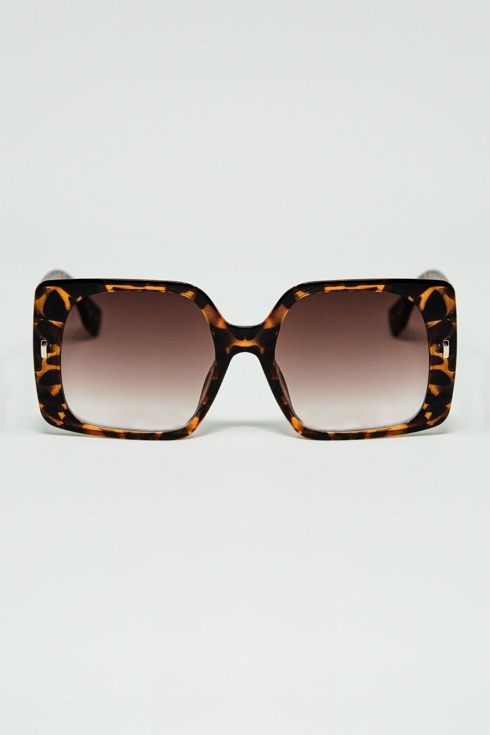 occhiali da sole quadrati con stampa tigre e dettaglio dorato sul lato