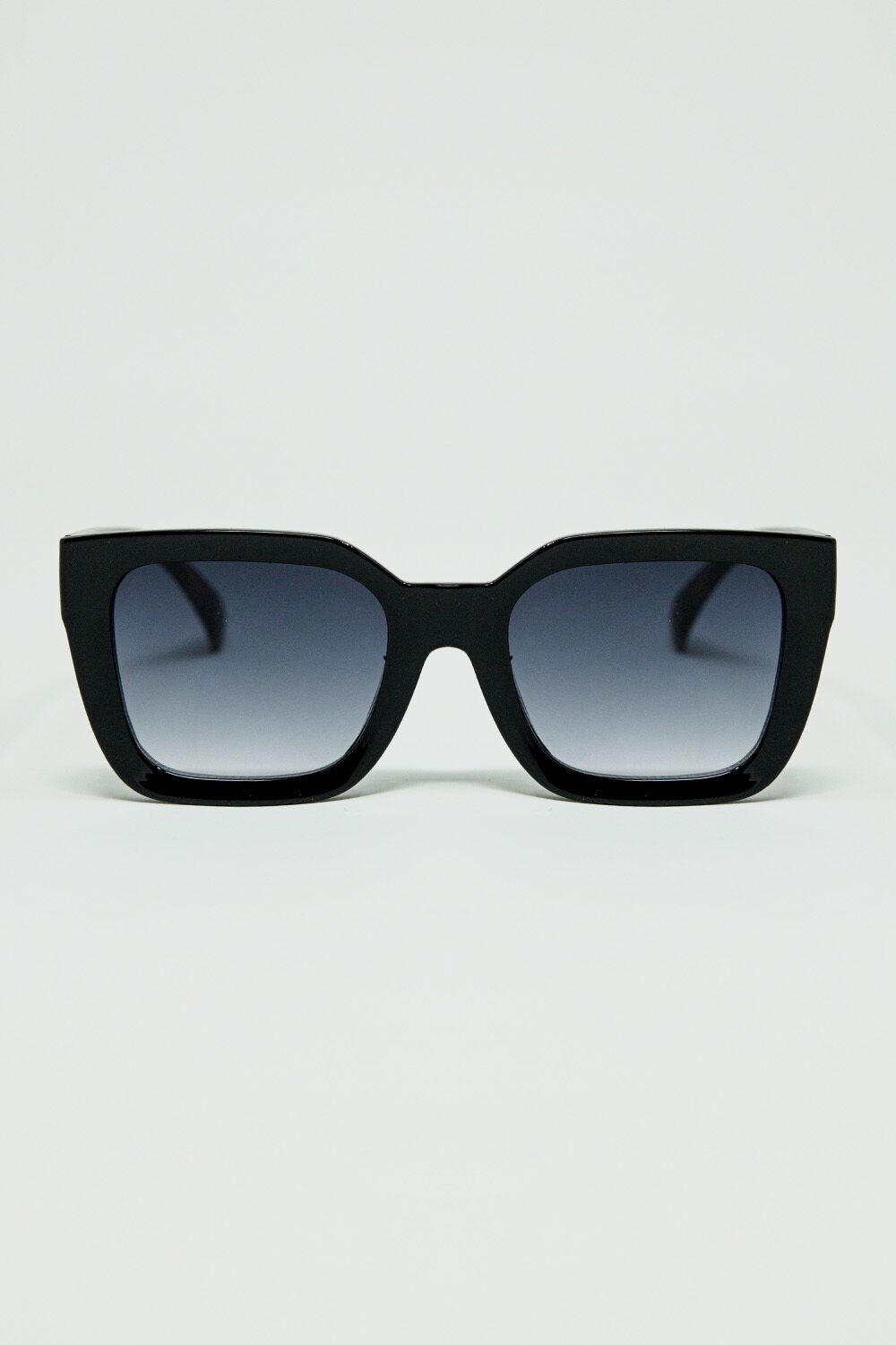 Occhiali da sole quadrati con stampa animalier sul lato