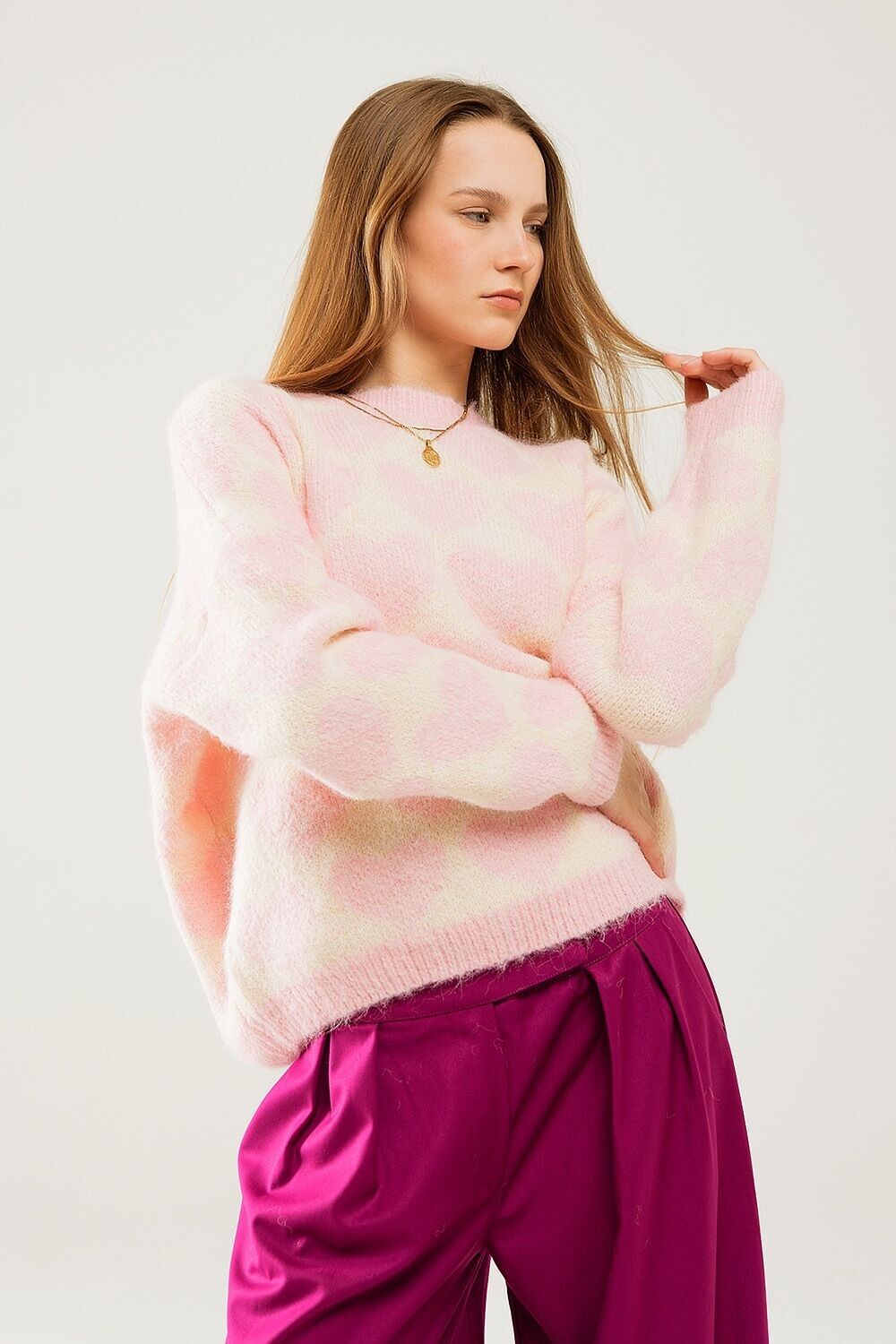 Pull oversize crème super doux avec des cœurs roses partout