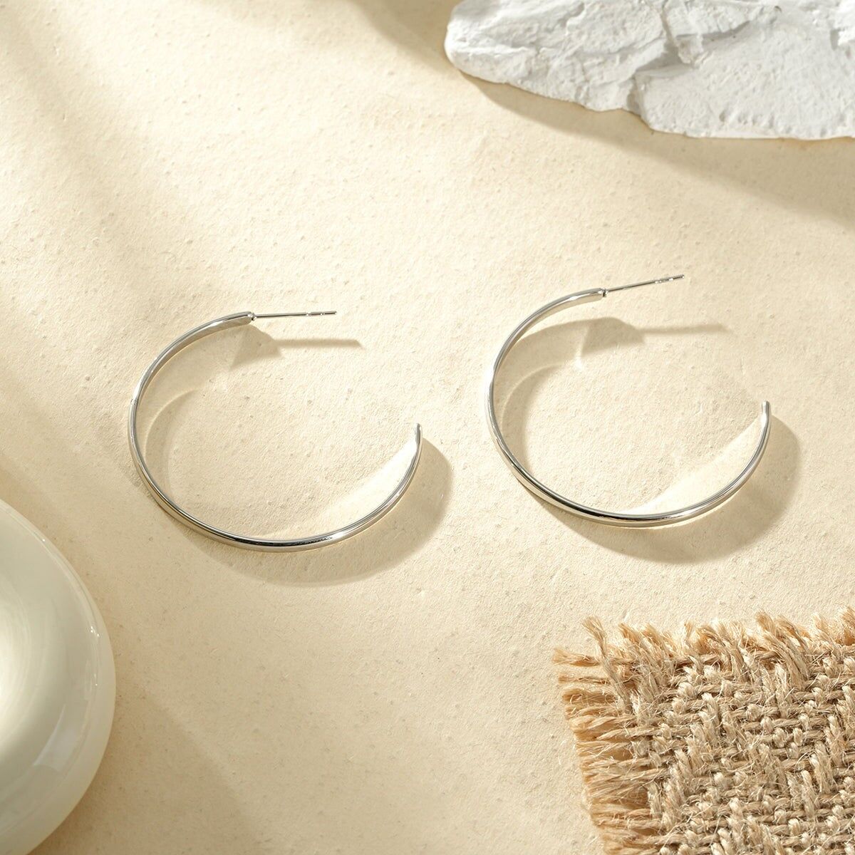 Orecchini a cerchio aperti rotondi in argento
