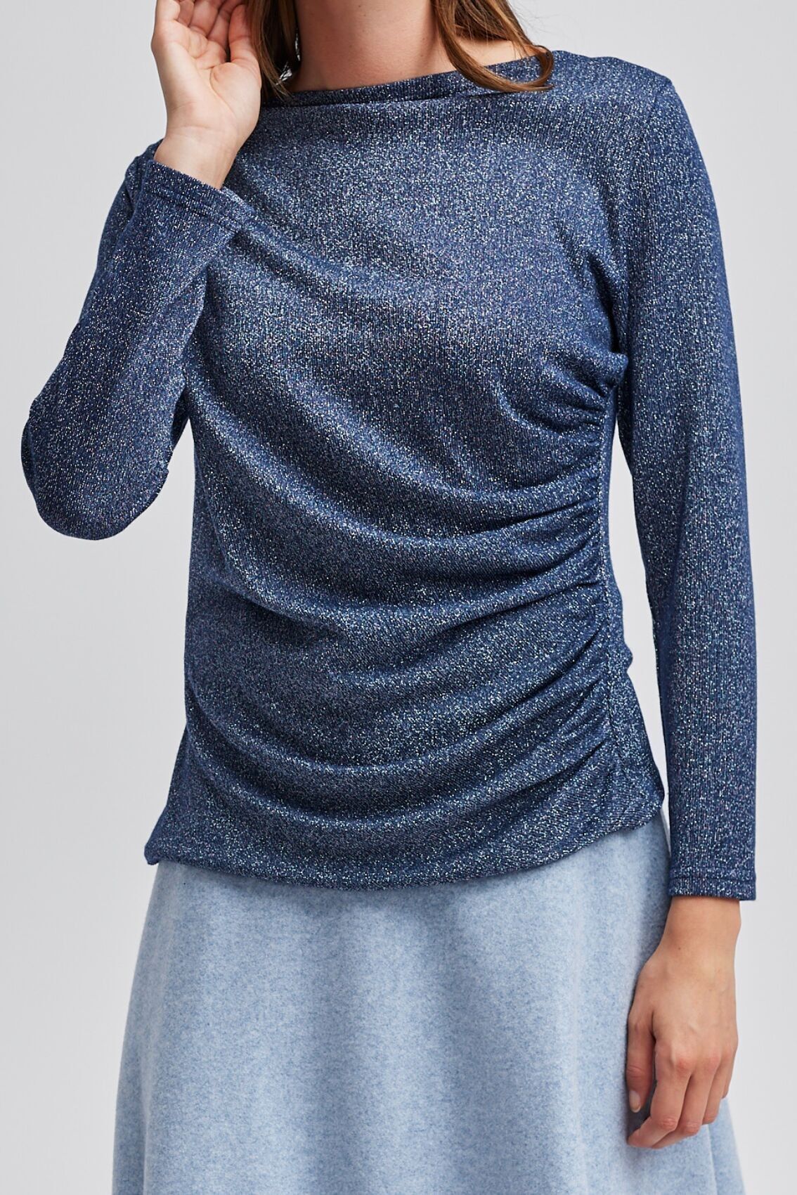 Camisa drapeada brillante, azul medianoche