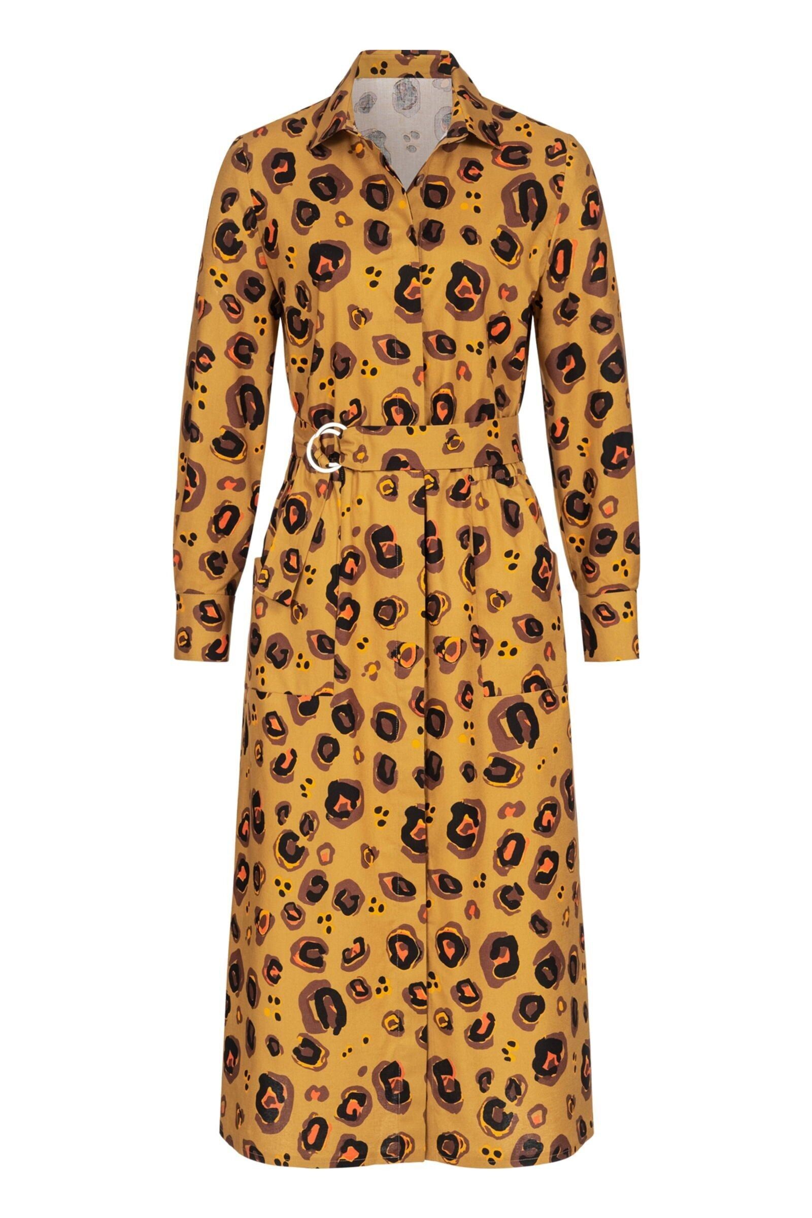 Vestido camisero con estampado safari