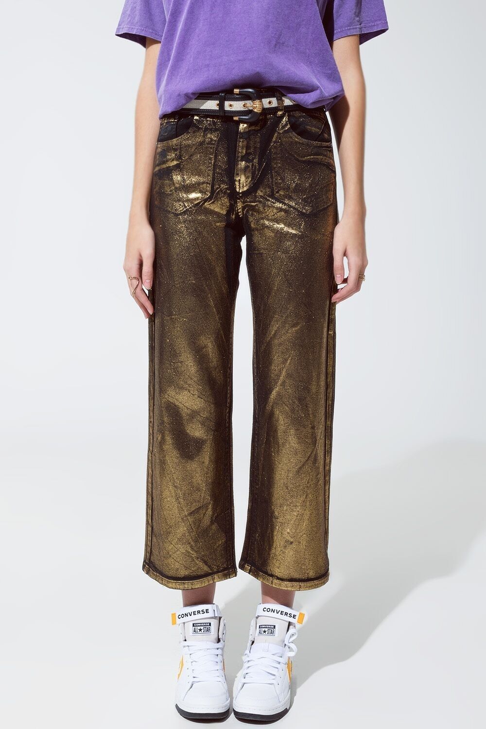 Schwarze Jeans mit geradem Bein und goldenem Metallic-Glanz