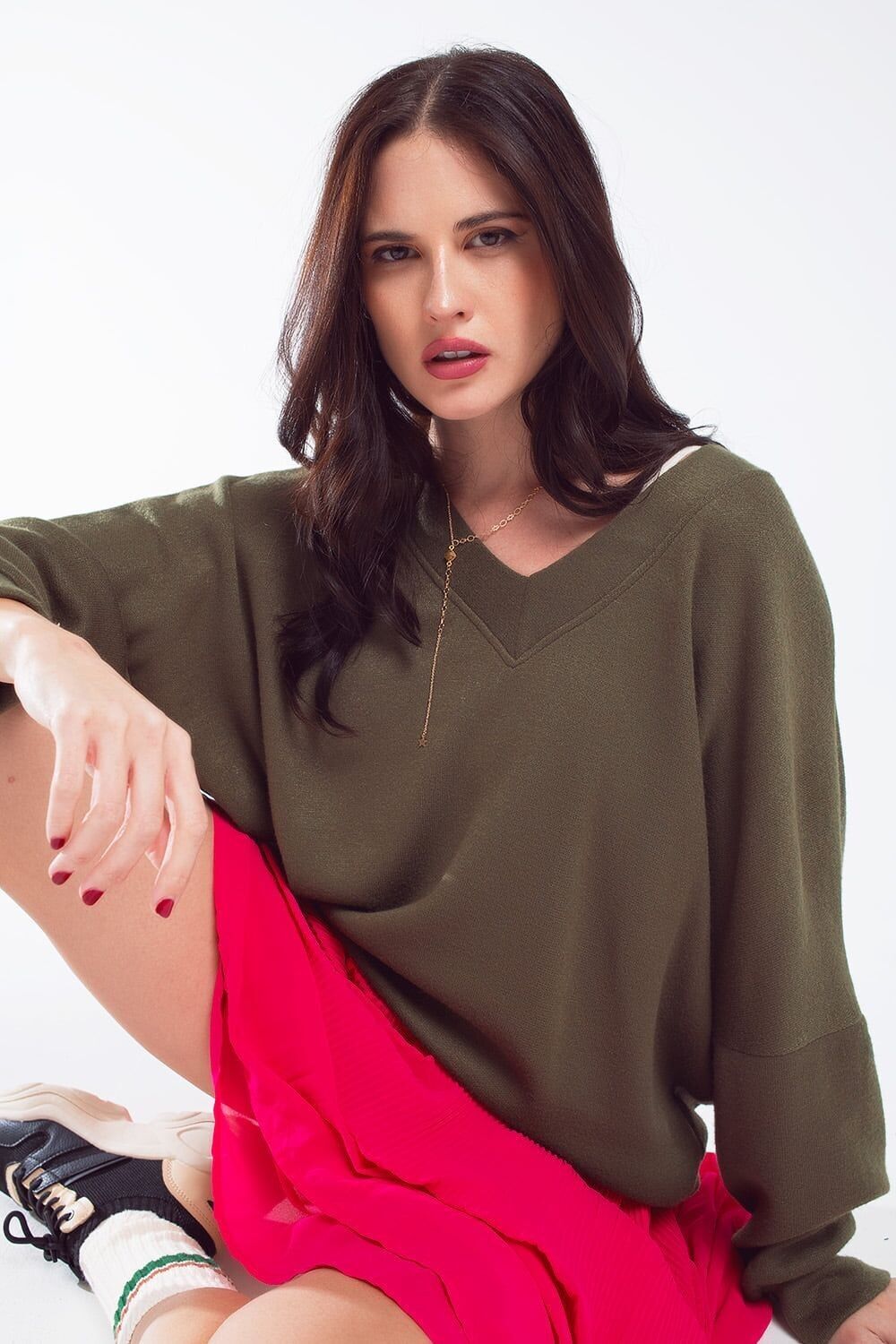 Swearshirt oversize verde oliva con scollo a V