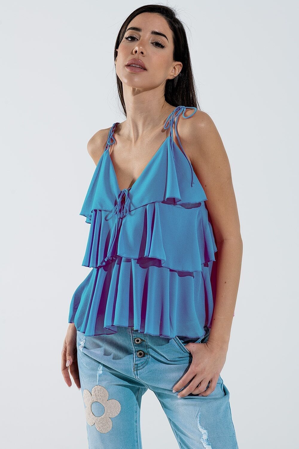 Top con volant con spalline sottili in blu