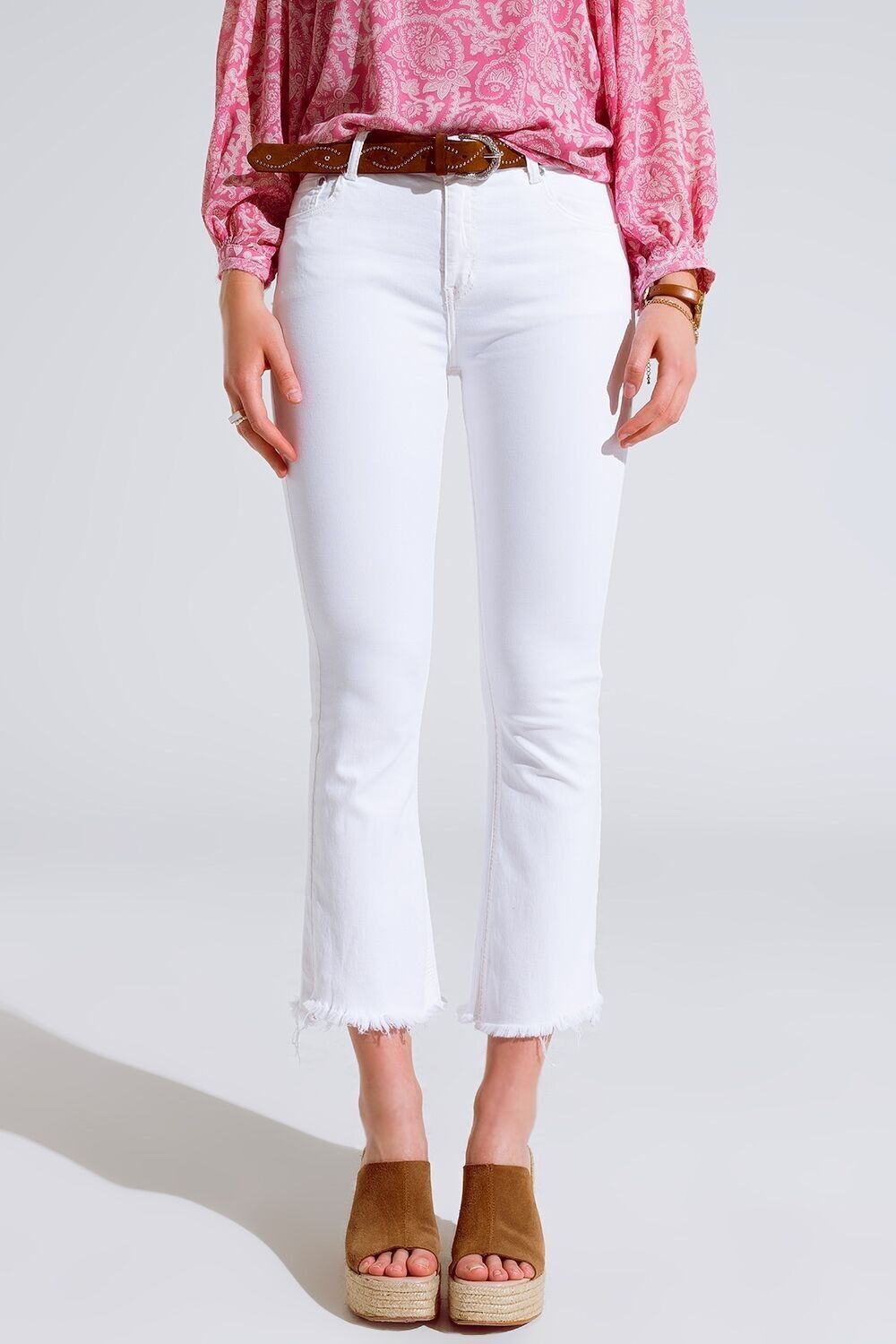 Jeans svasati basic a vita alta in bianco