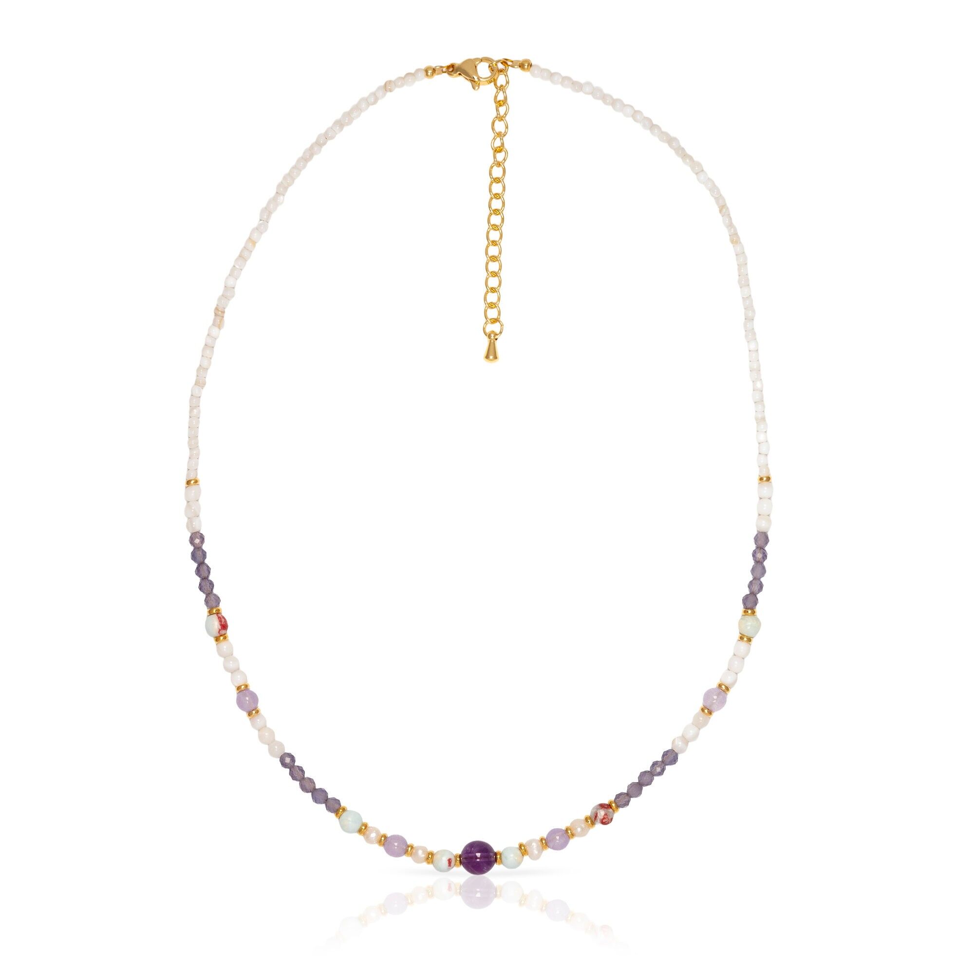 Collana di ametista, pietre Shoshan, conchiglie bianche e perle naturali con chiusura a moschettone. Colore:Multicolore