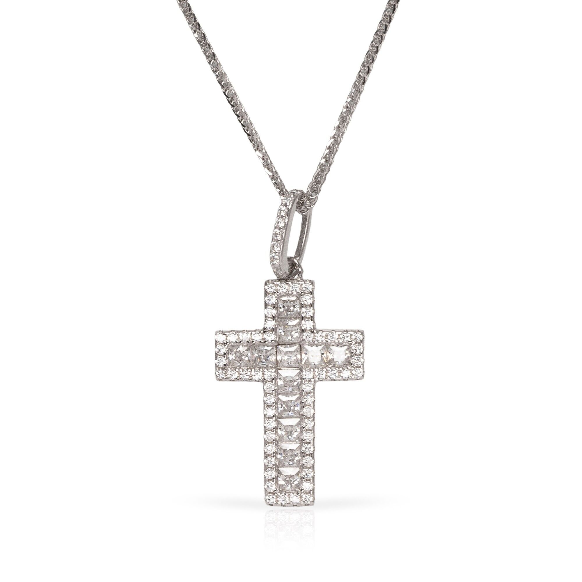 Collana in argento sterling 925 con pendente a croce in argento decorato con zirconi scintillanti e chiusura a molla.Colore: argento