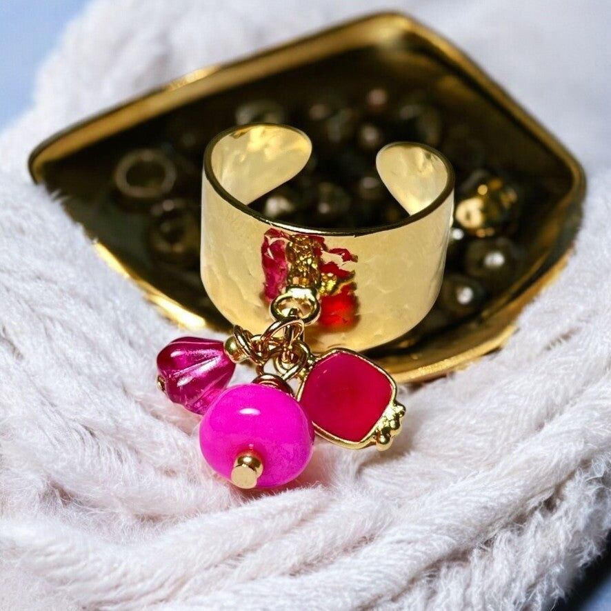 Anello "LAURA" placcato oro pregiato con pietra Opale di Calcedonio e paillettes smaltate