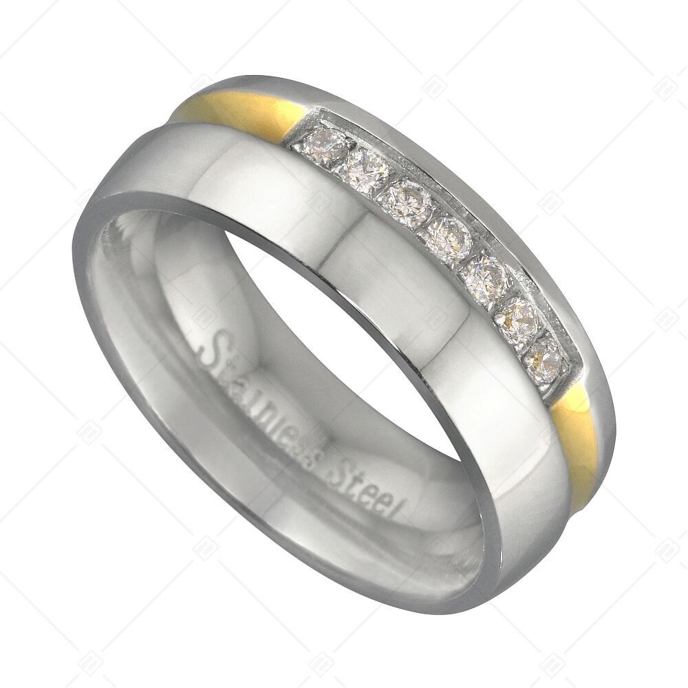 Anillo de acero inoxidable chapado en oro de 18 quilates con circonitas cúbicas