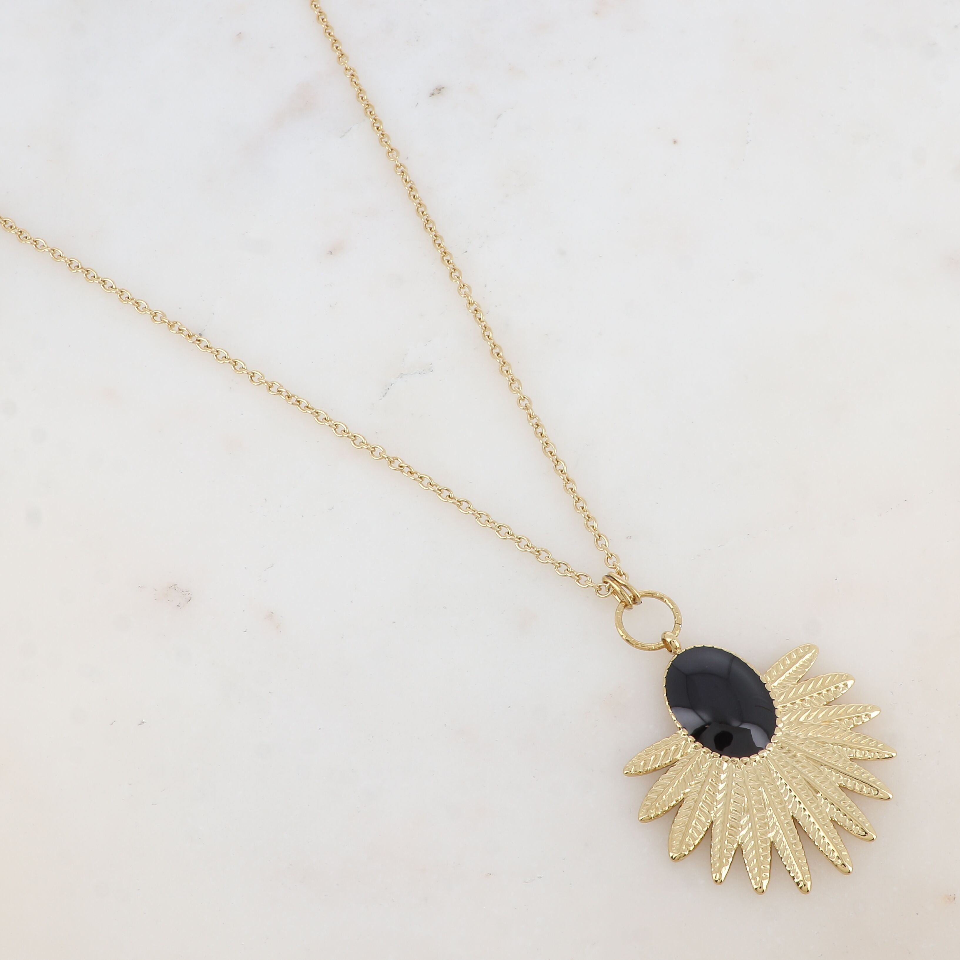 Necklace with enameled foliage pendant