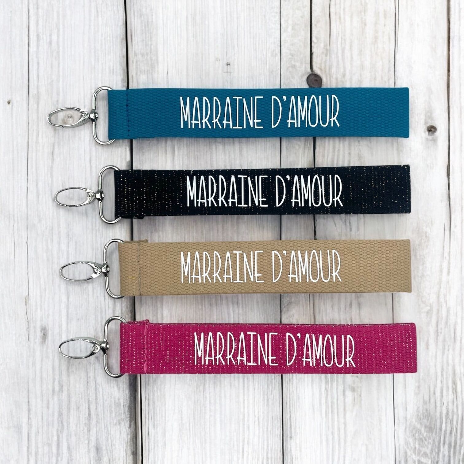 Portachiavi con cinturino, "Madrina dell'amore"