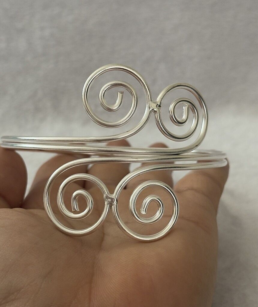 Brazalete Leo ajustable